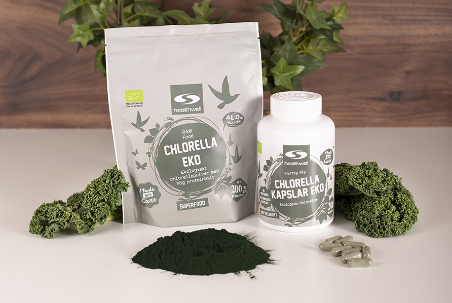 Chorella - natural health bomb, both in powder and capsules